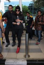 Priyanka Chopra snapped at Airport on 24th Dec 2015